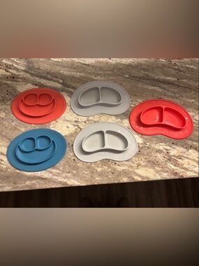 EZPZ and Nuby Silicone Toddler Plates - Blue, Coral & Gray